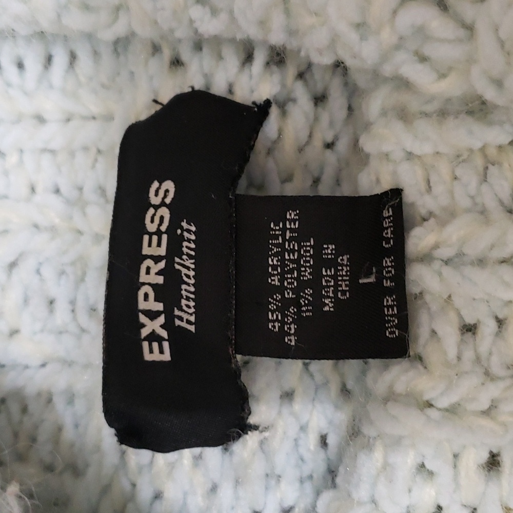 Express Handnit Sweater - Picture 10 of 10